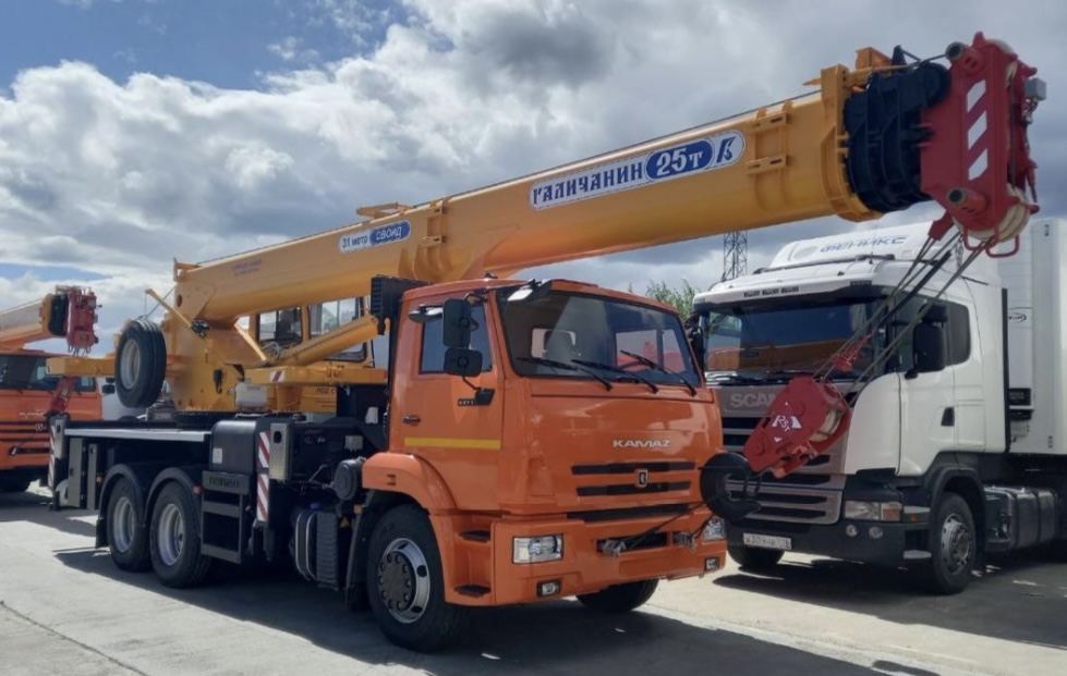 Фотография - Автокран КС-55713-1В-4 стрела 31 м овоид на шасси КАМАЗ-65115 (6*4)