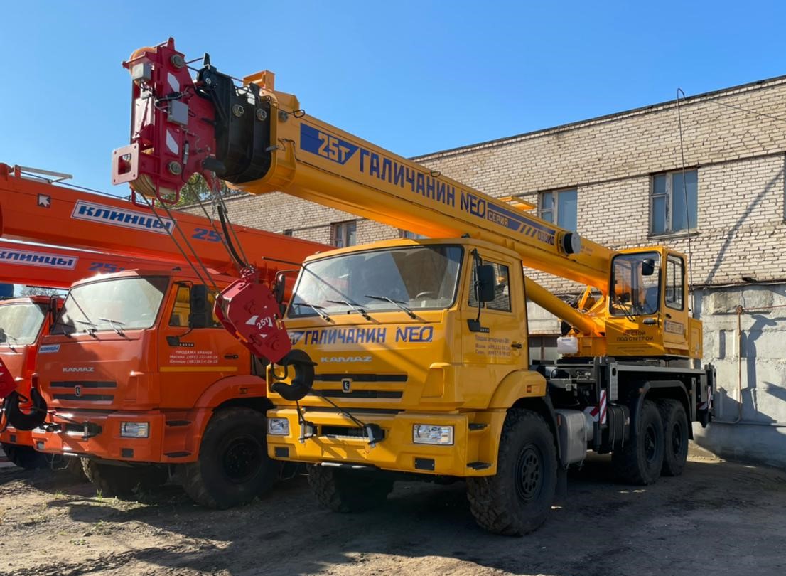 Фотография - Автокран КС-55713-5В-1 стрела 28.2 м овоид на шасси КАМАЗ-43118 (6*6)